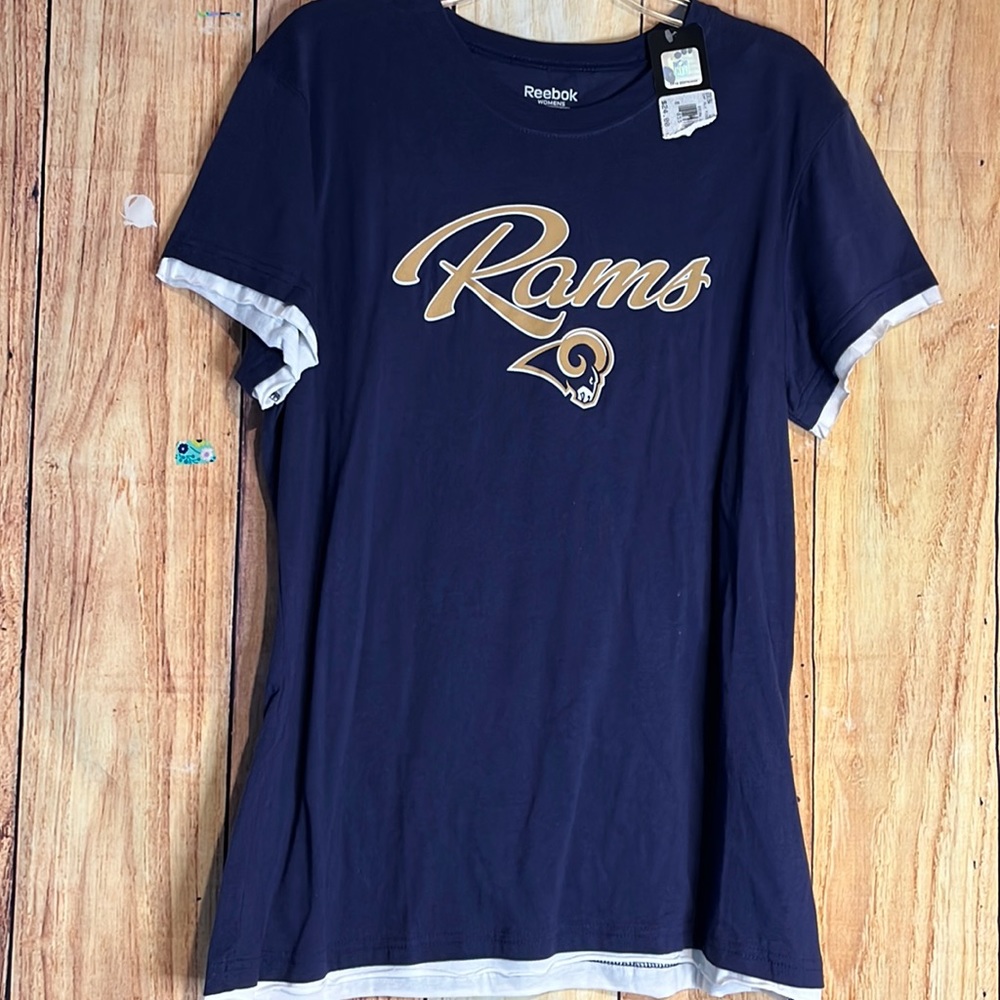 Reebok Los Angeles Rams Woman’s size large NFL